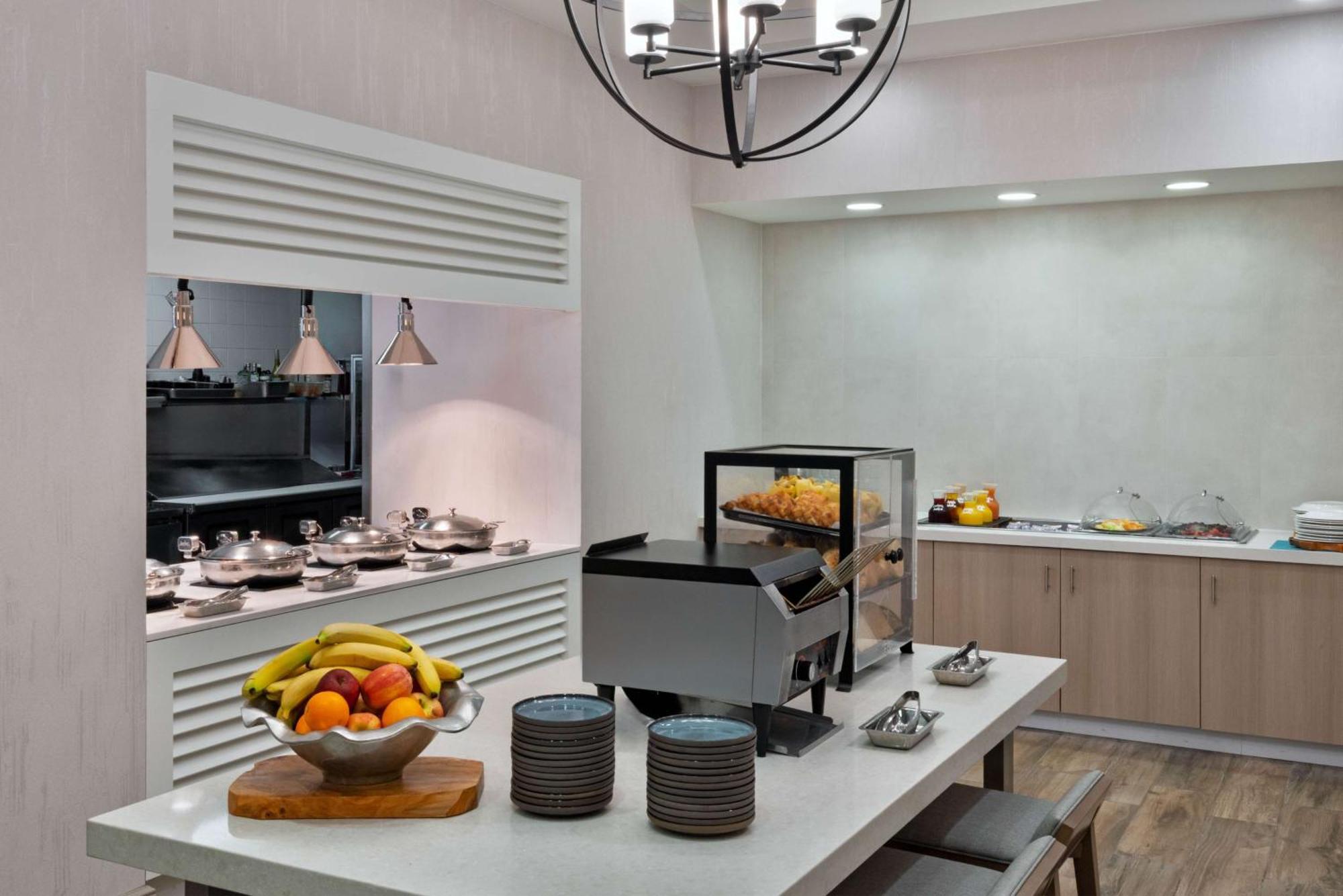 Hilton Garden Inn Tampa Airport/Westshore Экстерьер фото