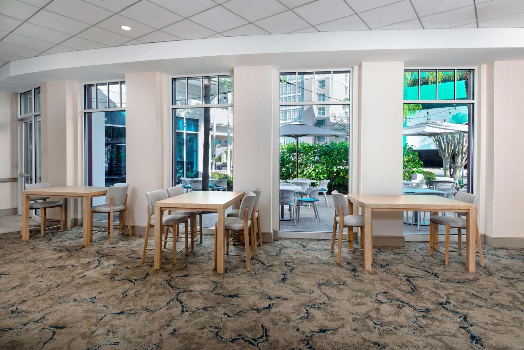 Hilton Garden Inn Tampa Airport/Westshore Экстерьер фото