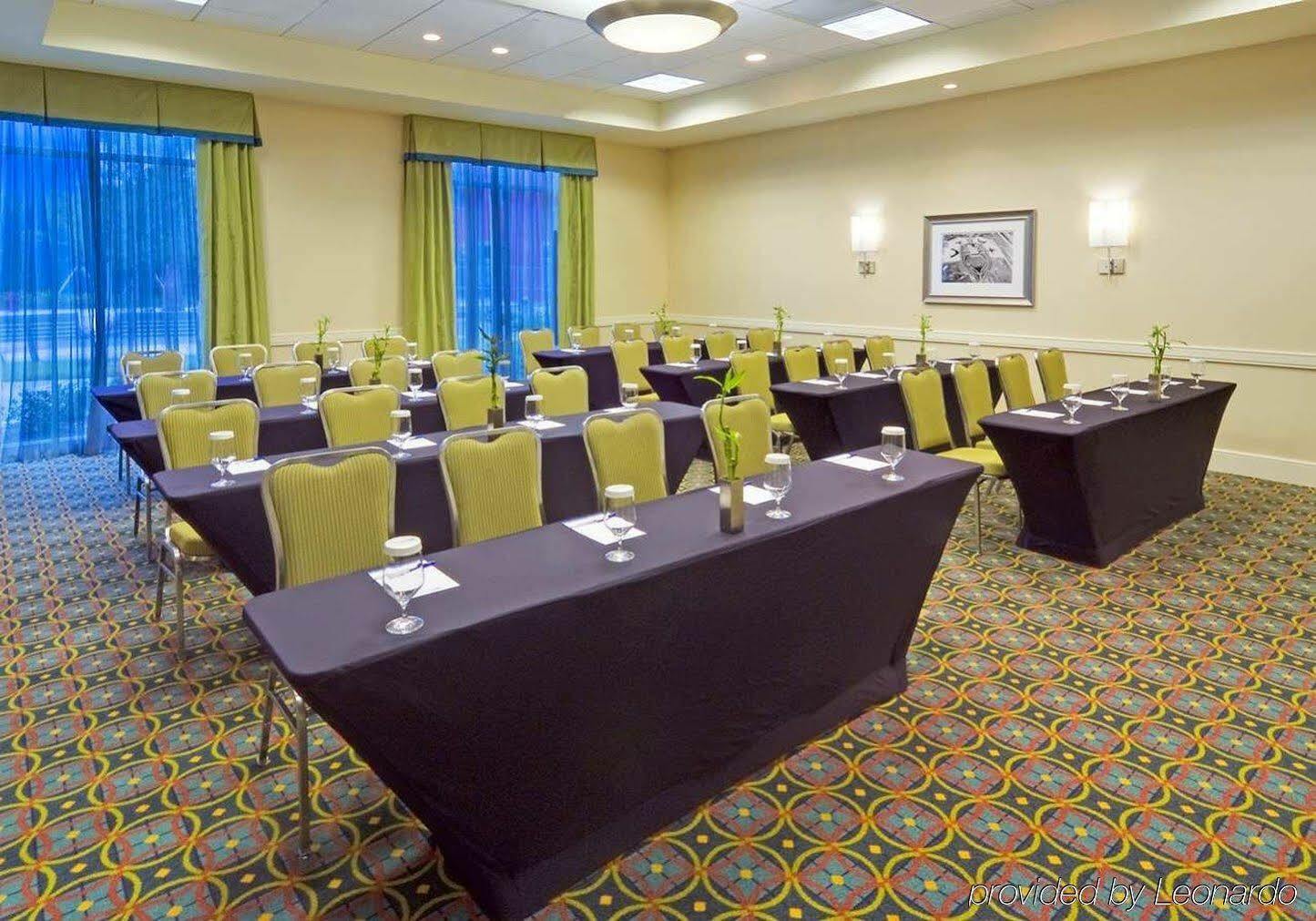 Hilton Garden Inn Tampa Airport/Westshore Экстерьер фото