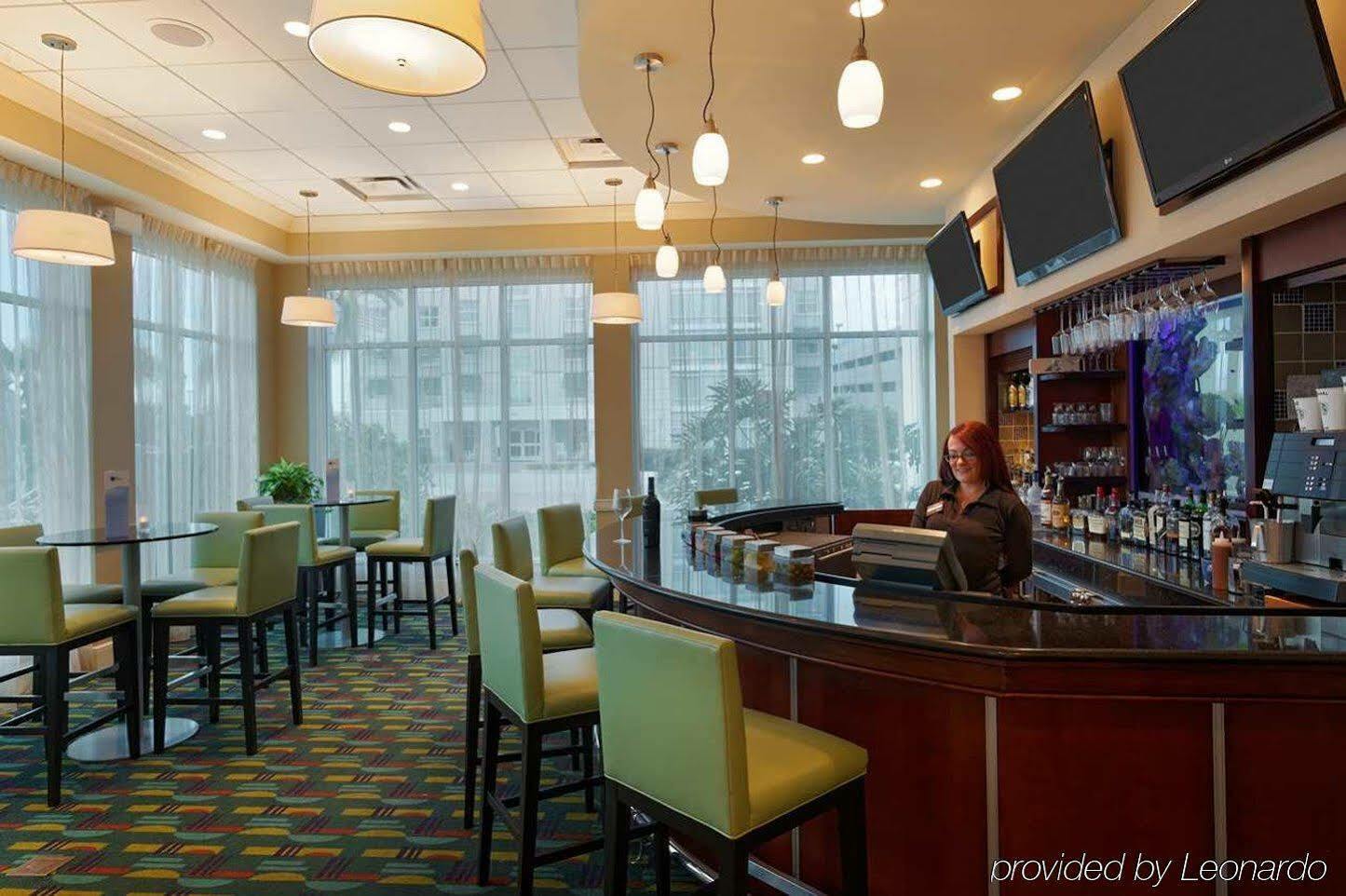 Hilton Garden Inn Tampa Airport/Westshore Экстерьер фото
